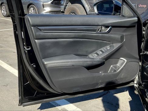 Used 2022 Honda Accord Sport image 23