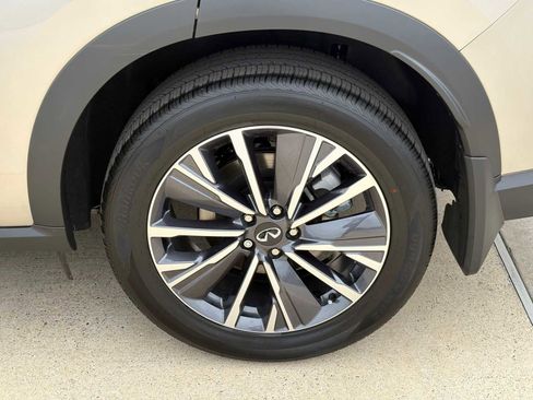 New 2026 INFINITI QX60 Luxe FWD image 9