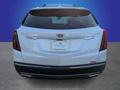 New 2026 Cadillac XT5 Premium Luxury