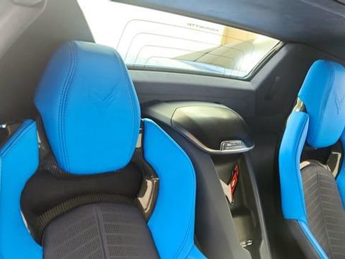 Used 2025 Chevrolet Corvette Stingray Premium Conv w/ Z51 Performance Package image 22