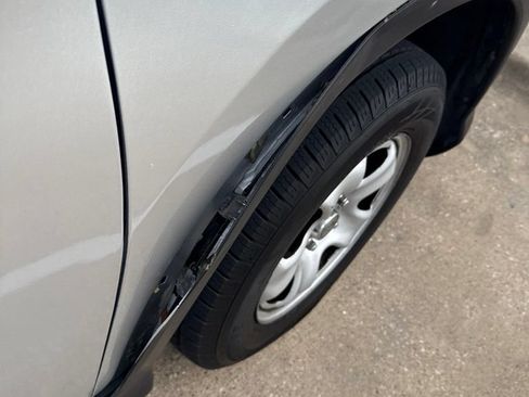 Used 2015 Honda CR-V LX image 9