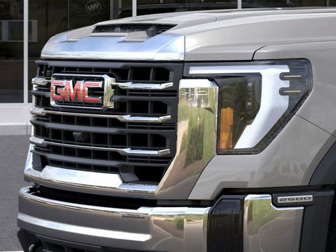 New 2026 GMC Sierra 2500 SLE image 13