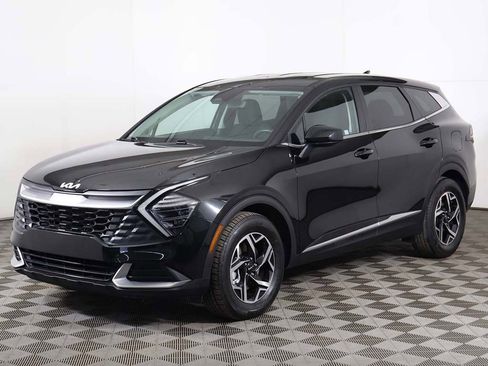 Used 2024 Kia Sportage LX image 6