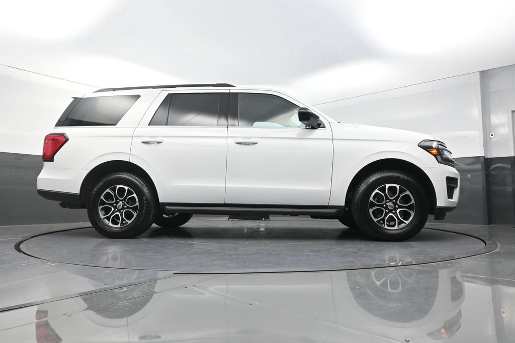 Used 2022 Ford Expedition XL AWD/4WD image 30