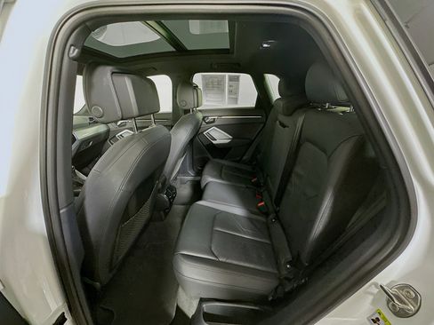 Used 2023 Audi Q3 2.0T Premium image 26