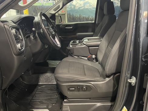 Used 2020 GMC Sierra 1500 Elevation w/ Elevation Value Package AWD/4WD image 12