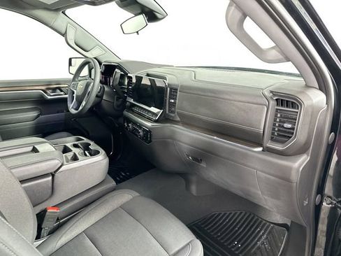 Used 2023 Chevrolet Silverado 1500 LT AWD/4WD image 27