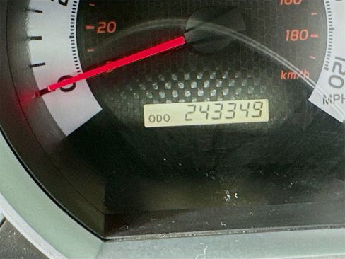 Used 2013 Toyota Tacoma Base w/ TRD Sport Pkg image 12