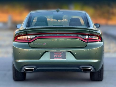 Used 2019 Dodge Charger SXT w/ Cold Weather Package image 3