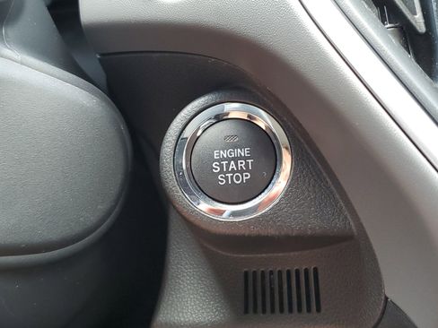 Used 2024 Subaru Crosstrek 2.0i Premium image 29