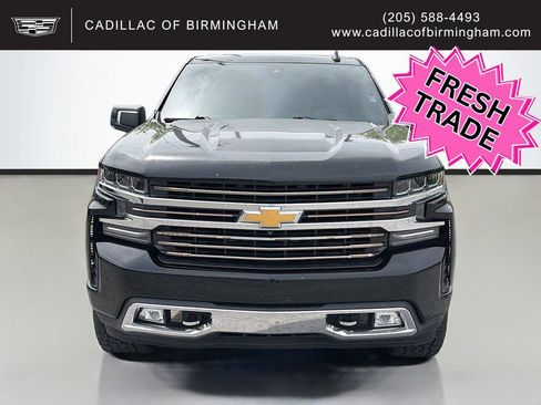 Used 2020 Chevrolet Silverado 1500 High Country w/ Technology Package image 2