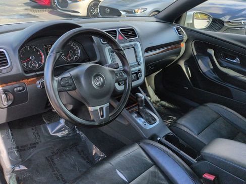 Used 2012 Volkswagen Eos Executive image 16