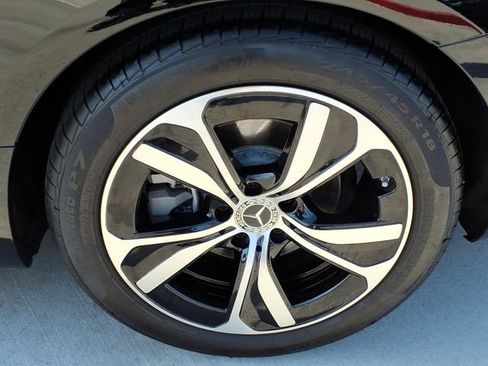 Used 2024 Mercedes-Benz CLE 300 4MATIC Coupe image 24