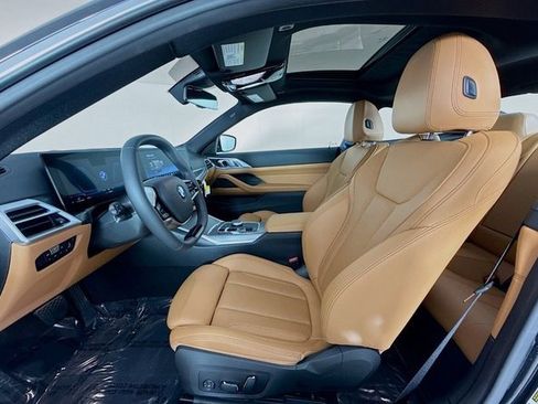 Used 2026 BMW 430i Coupe w/ Parking Assistance Package image 5