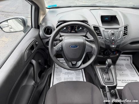 Used 2014 Ford Fiesta S FWD image 16