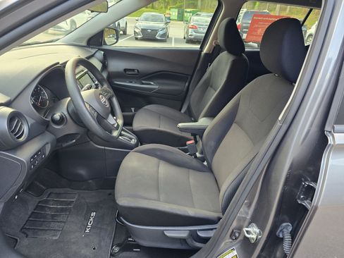 Certified 2023 Nissan Kicks S FWD image 12