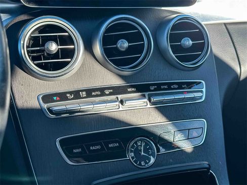 Used 2021 Mercedes-Benz C 300 Sedan image 31
