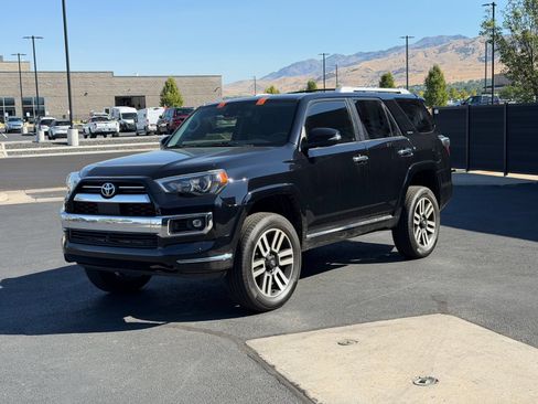 Used 2022 Toyota 4Runner Limited w/ Wilderness Package (TMS) AWD/4WD image 6