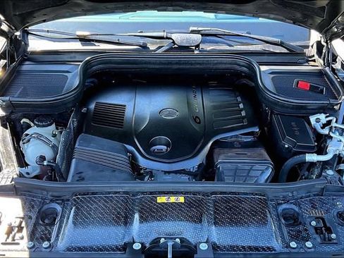 Used 2023 Mercedes-Benz GLS 450 4MATIC image 26