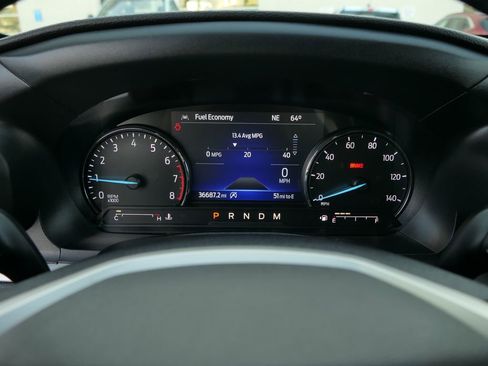 Used 2020 Ford Explorer XLT w/ Equipment Group 202A RWD image 18