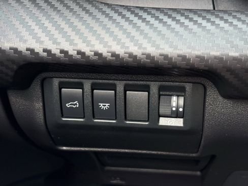 Certified 2025 Subaru Ascent Premium image 17