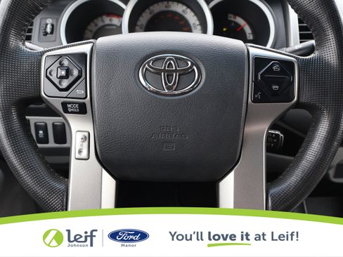 Used 2014 Toyota Tacoma PreRunner w/ SR5 Package image 18