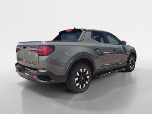New 2026 Hyundai Santa Cruz SE FWD image 3