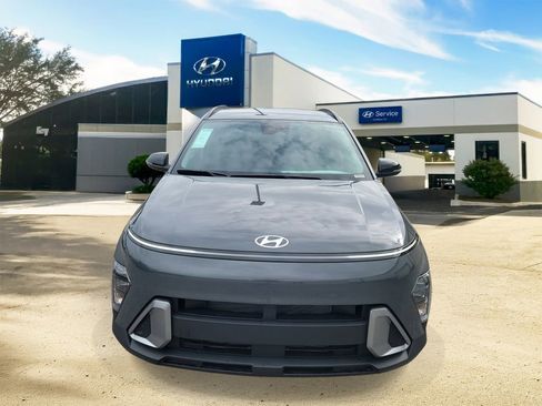 Used 2026 Hyundai Kona SEL Sport FWD image 2