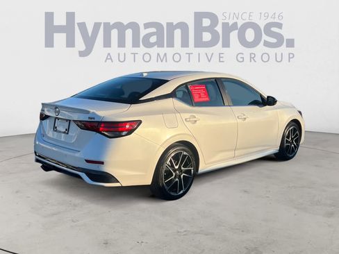 Certified 2024 Nissan Sentra SR image 3