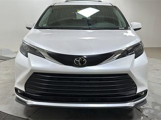 New 2026 Toyota Sienna XLE video 2