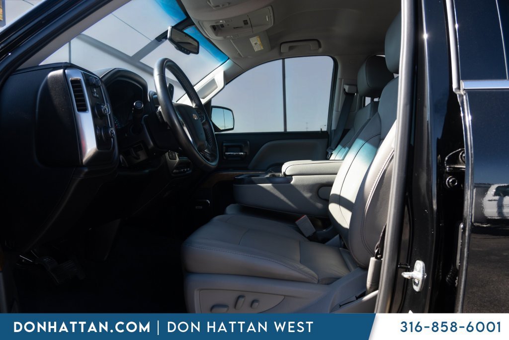 Used 2018 Chevrolet Silverado 1500 LTZ w/ Sport Package AWD/4WD image 3