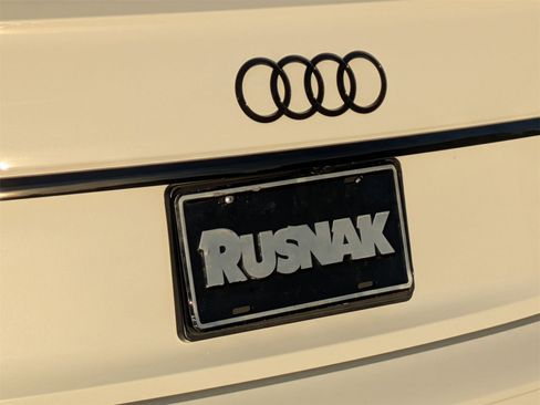 Used 2023 Audi Q5 e Premium Plus w/ Premium Plus Package image 33