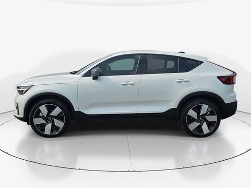 Used 2023 Volvo C40 P8 Recharge Ultimate w/ Protection Package Premier AWD/4WD image 7