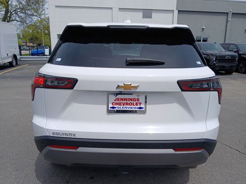 New 2026 Chevrolet Equinox LT FWD image 24