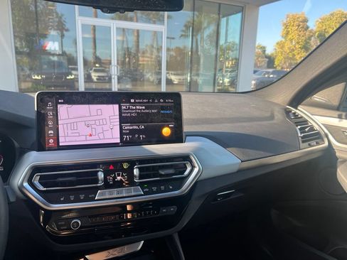 Used 2025 BMW X4 xDrive30i w/ Convenience Package AWD/4WD image 19
