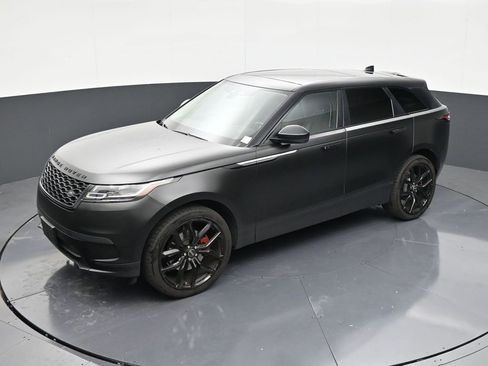 Used 2023 Land Rover Range Rover Velar S AWD/4WD image 12