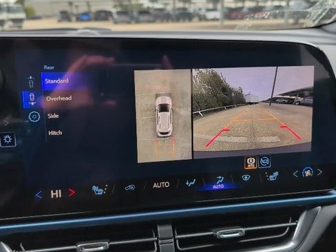 New 2026 Chevrolet Equinox EV LT image 23