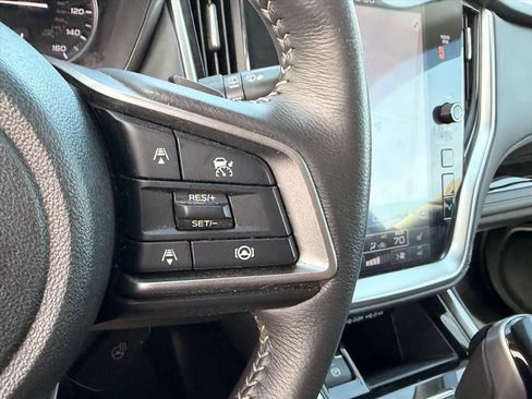Used 2025 Subaru Outback Limited AWD/4WD image 22