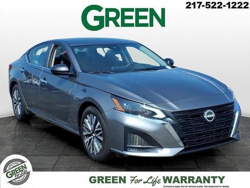 Used 2024 Nissan Altima 2.5 SV FWD image 1