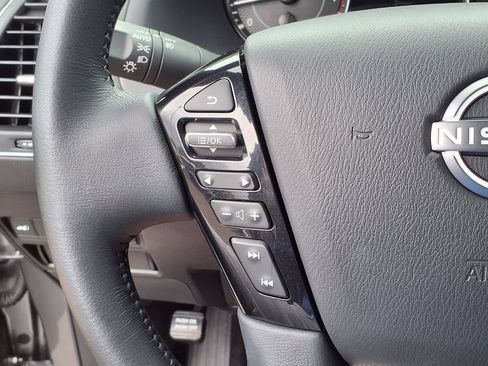Used 2023 Nissan Armada SL w/ Midnight Edition Package RWD image 37