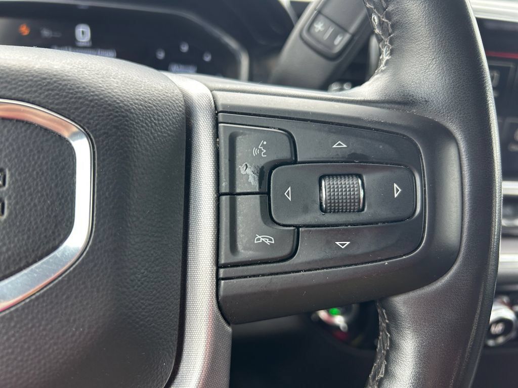 Used 2025 GMC Sierra 1500 SLT AWD/4WD image 26