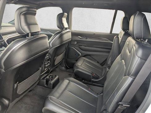 Used 2021 Jeep Grand Cherokee L Overland w/ Advanced Protech Group III image 16