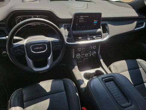Used 2023 GMC Yukon XL SLT w/ SLT Premium Package RWD image 21