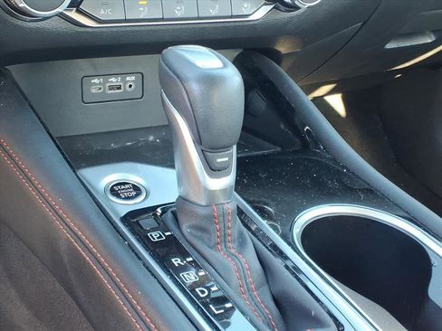 Used 2024 Nissan Altima 2.5 SR image 12