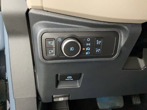 Used 2022 Ford Bronco Wildtrak image 19