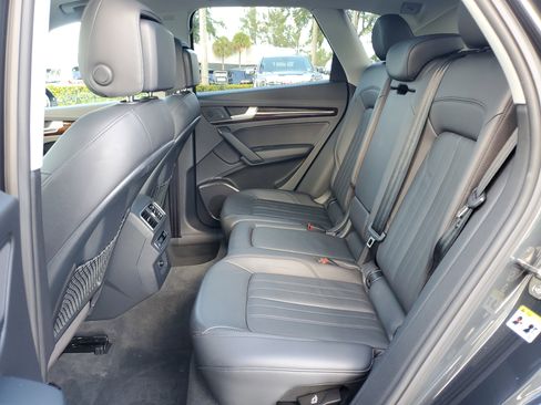 Used 2018 Audi Q5 Premium Plus w/ Premium Plus Package image 12