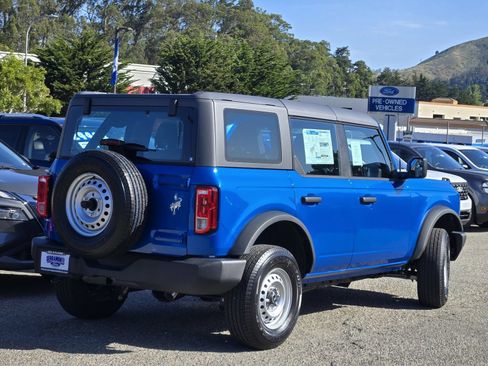 New 2025 Ford Bronco 4-Door AWD/4WD image 14