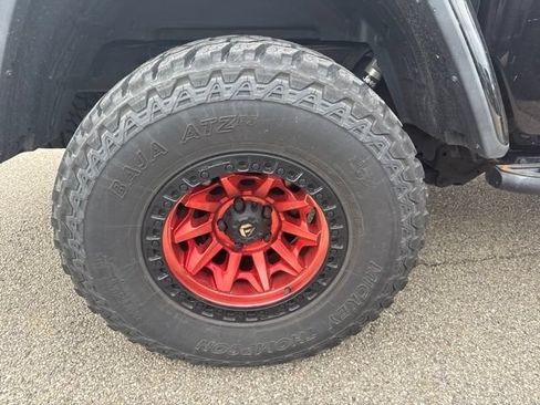 Used 2020 Jeep Gladiator Rubicon AWD/4WD image 5