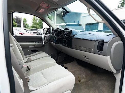 Used 2008 GMC Sierra 1500 SLE w/ Power Pack Plus RWD image 19
