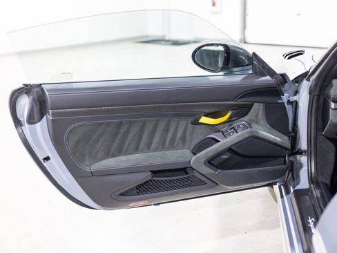 Used 2024 Porsche 718 Boxster Spyder RS image 41